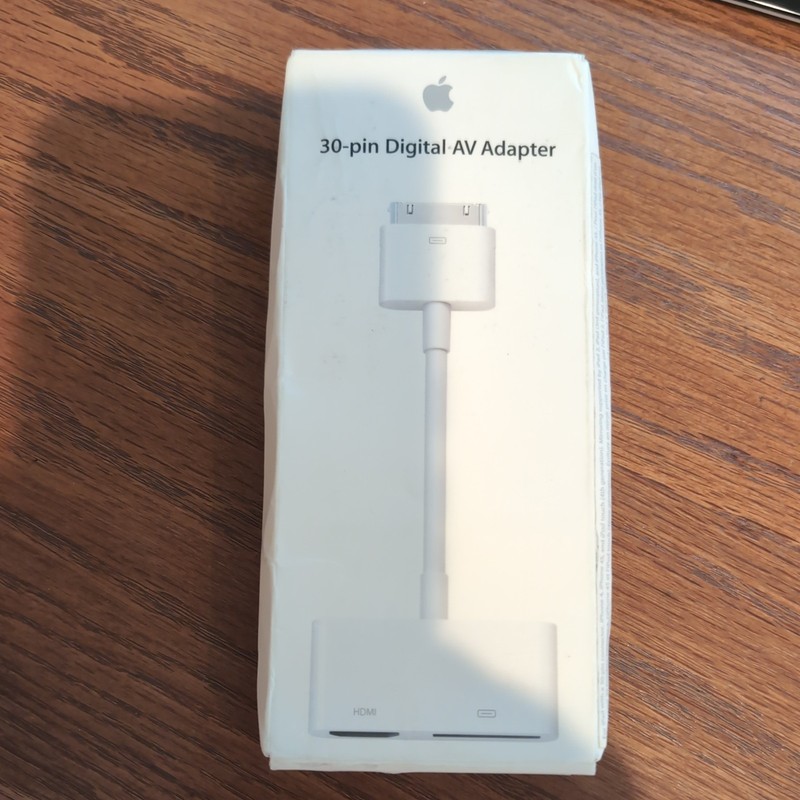 Apple 30 Pin Digital AV Adapter HDMI MD098ZM/A Brand New Unopened Box