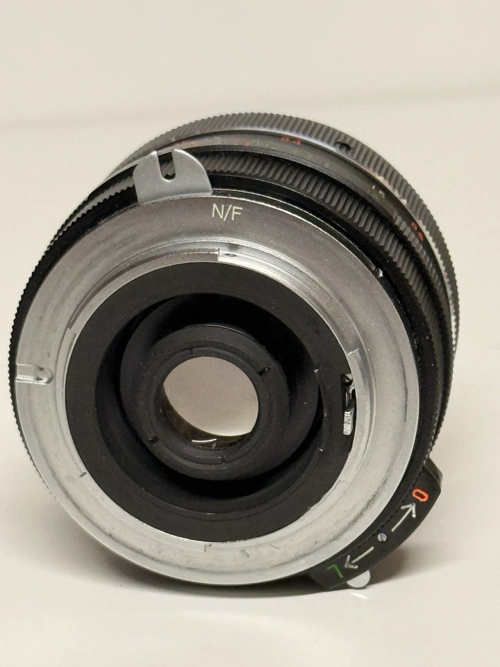 Vintage Vivitar Auto Wide-Angle 28mm f/2.8 Lens Nikon Non-Ai Mount NO REAR CAP - Image 3 of 4