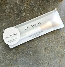 Glowish By Huda Beauty Face | Bronze And Blush Brush NIP!  Discontinued!