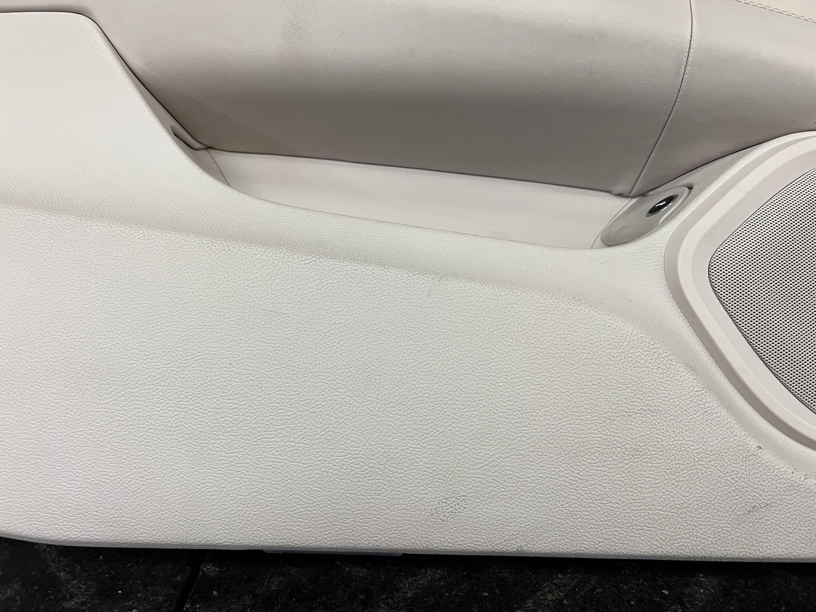 14-17 MASERATI GHIBLI FRONT DRIVER INTERIOR DOOR TRIM PANEL TAN / BLACK WOOD