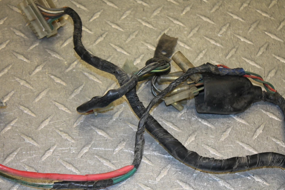 Honda XL350R 1984 arnés de cableado del motor telar de cable del motor Foto 3 de 4