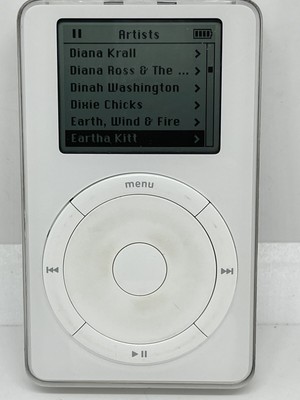 Apple iPod Classic 1st Generation 5GB Model M8541