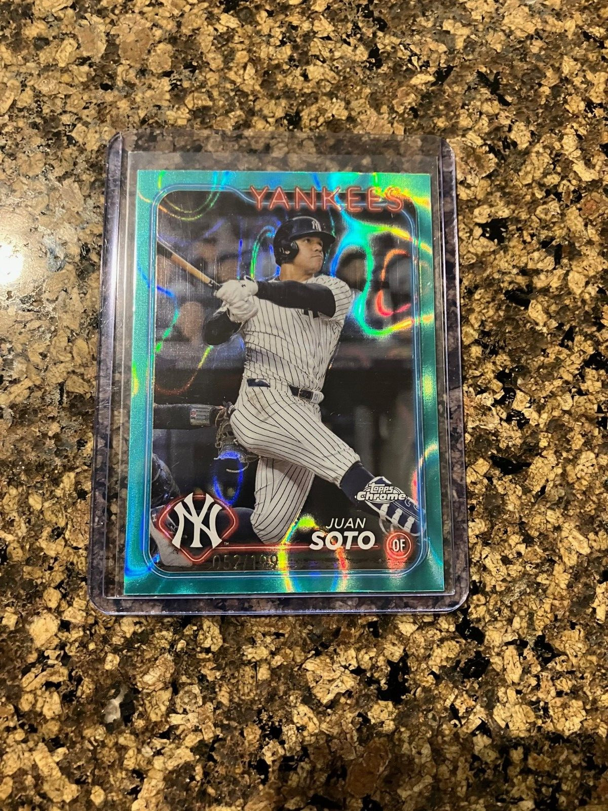 2024 Topps Chrome #150 Juan Soto Aqua Lava Refractor /199 Yankees