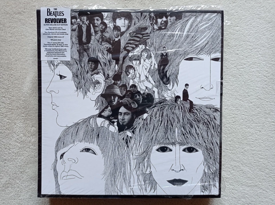 The Beatles Revolver · Boxset · 2022, photo 1 sur 2