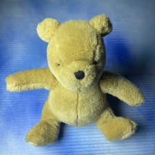 Gund Winnie the Pooh 8" Plush Stuffed Bear Vintage Disney Classic