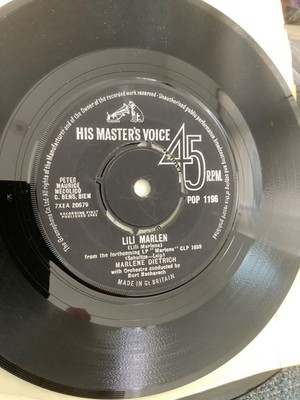 Marlene Dietrich.   Sag Mir Wo die blumen Sind.    7  vinyl.  1963 HMV