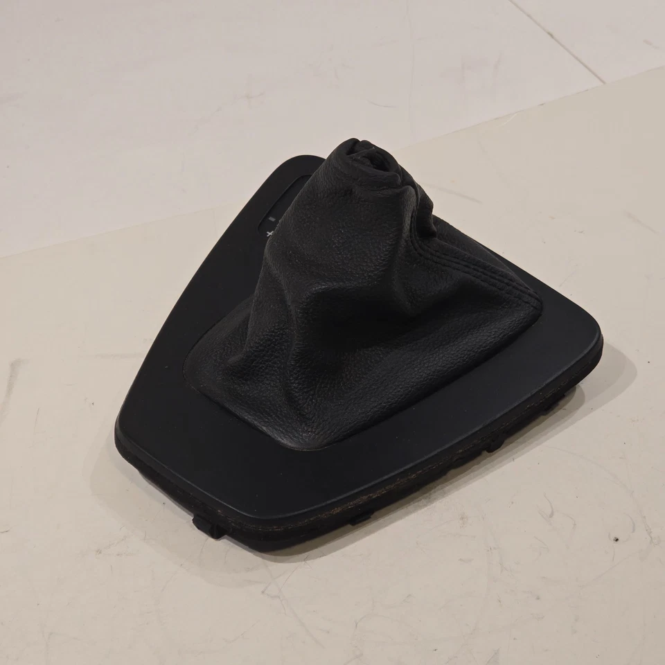 06-13 BMW 335i E90 GEAR SHIFTER TRIM AUTO W CLEAN SHIFT KNOB 715564303F OEM - Image 4 of 4