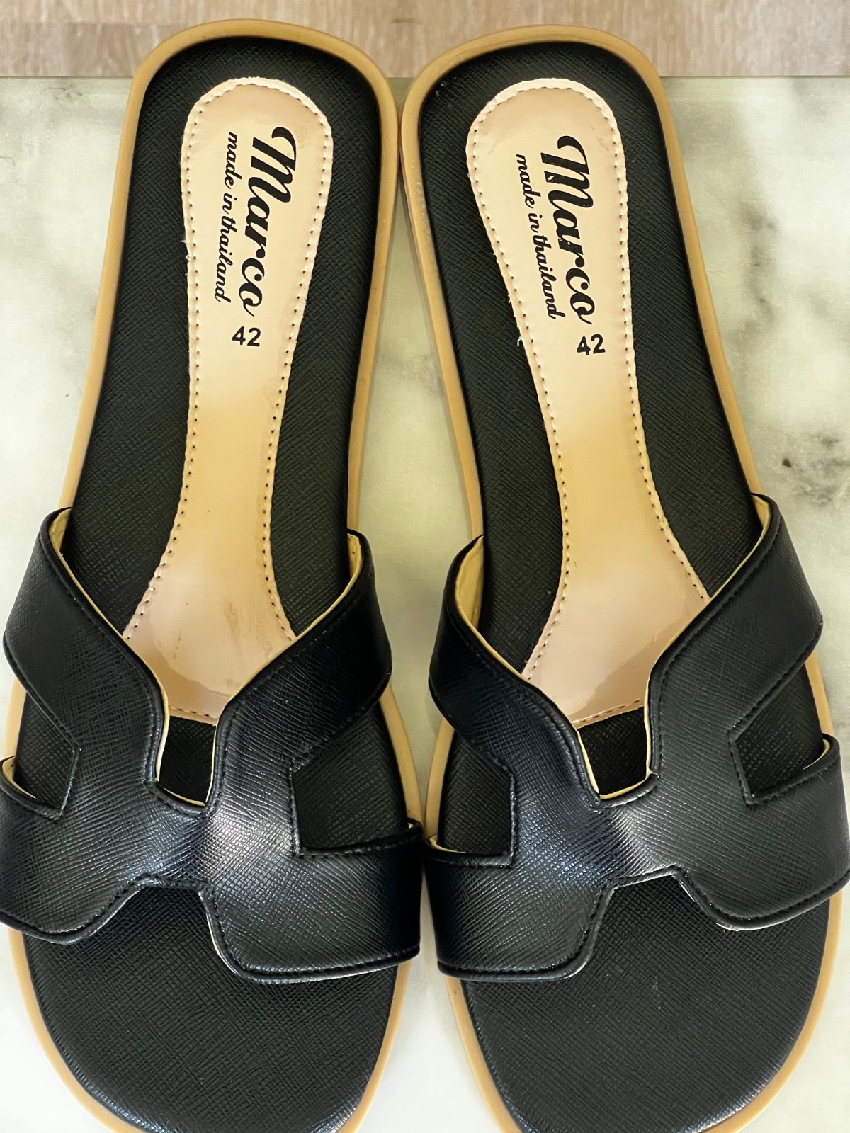 APL due paia di sandali donna bassi bianchi e neri taglia 42