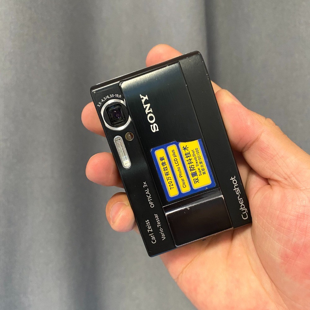 Sony Cyber-shot DSC-T10 Digital Camera 7.2 MP 3x Optical Zoom with