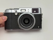 Fujifilm X100T 16.3MP Digital Camera Silver with Battery & Charger SD 90%new