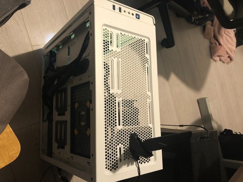 prebuilt gaming pc, Lightly used, 32GB DDR4 RAM, 650W EV6 A Power supply - Picture 5 of 9