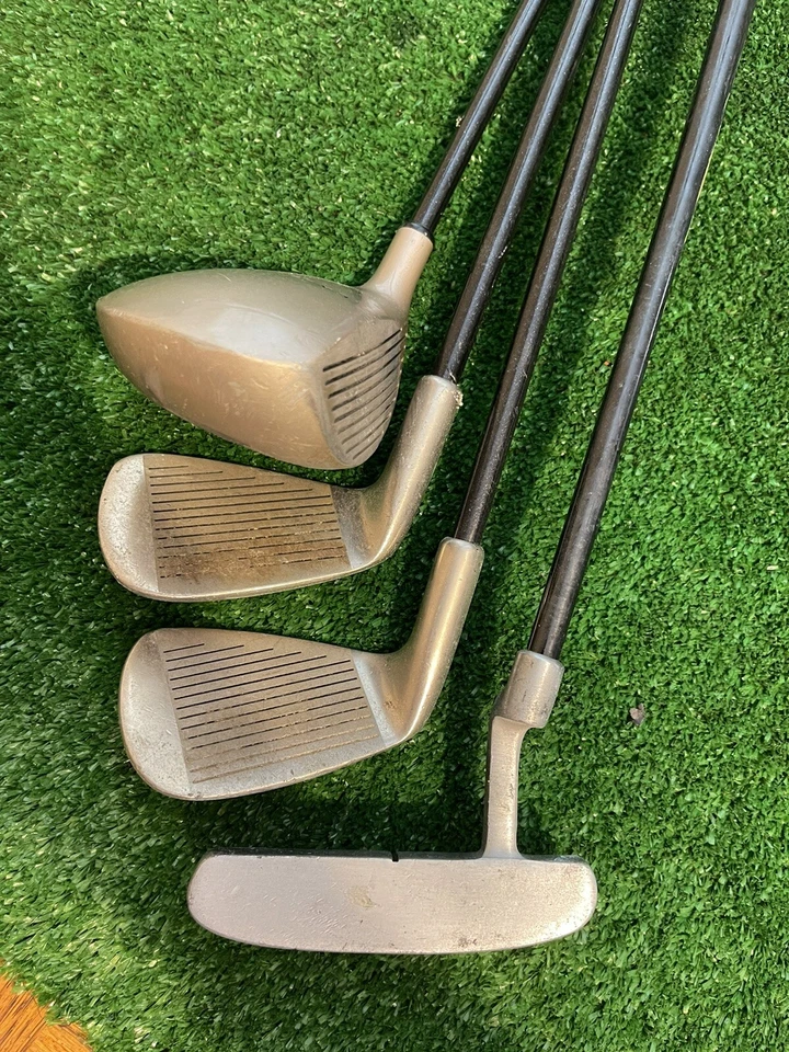 La Jolla Junior Kids Golf Club Set of Driver Irons And Putter Graphite - Image 4 of 4