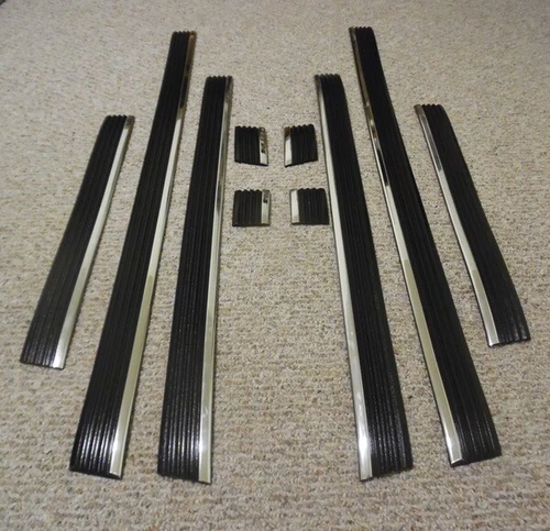 1988-99 CHEVROLET CHEVY GMC C/K PRECUT CHROME BLACK BODY SIDE MOLDING SC LB