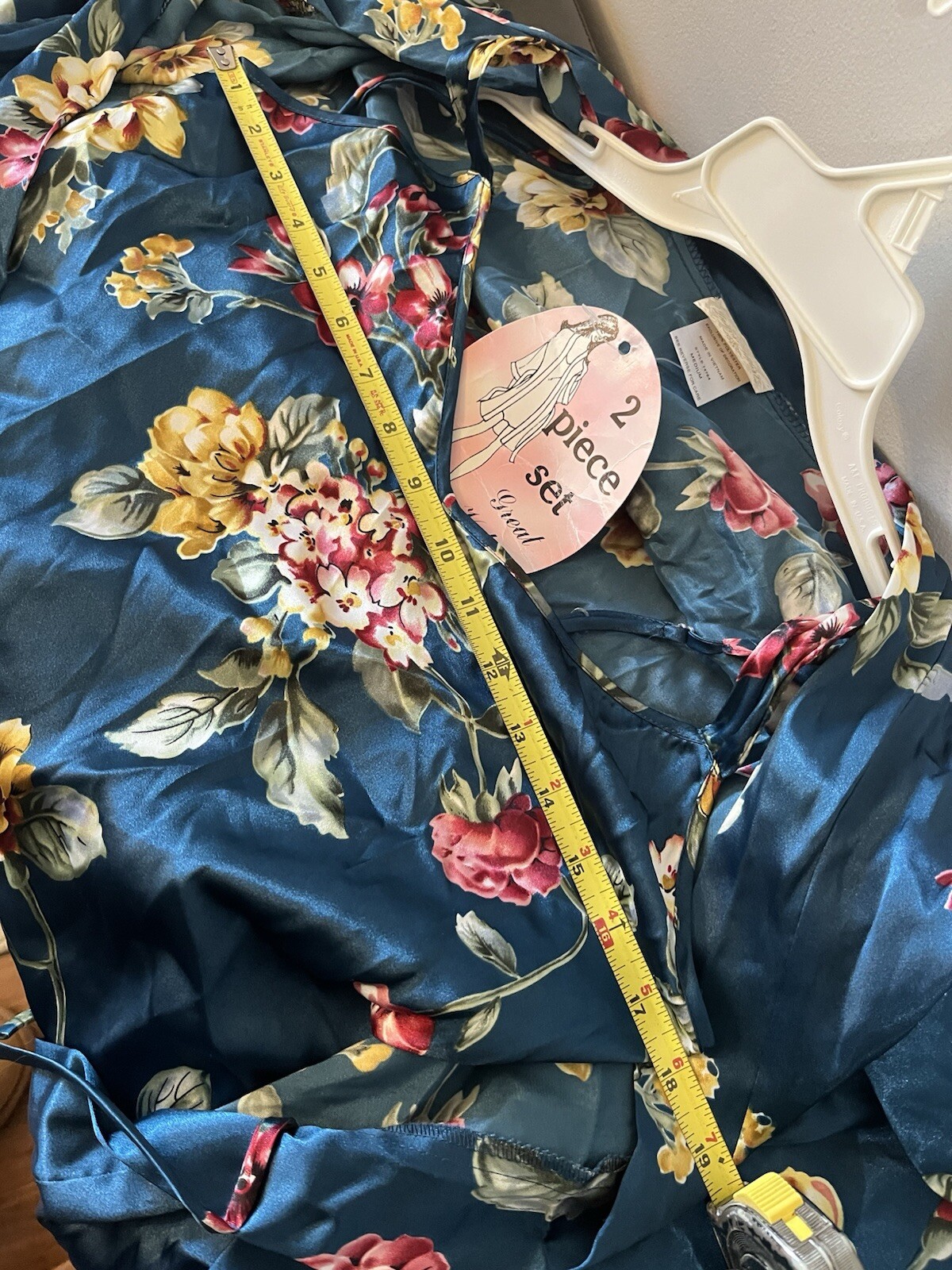 Vtg Inner Most satin floral Womens Medium M  Silky Nightgown Robe Set Lingerie