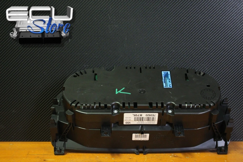 Velocímetro / cuadro de instrumentos 7E0920870L - VW Transporter 2016 diésel Foto 2 de 3