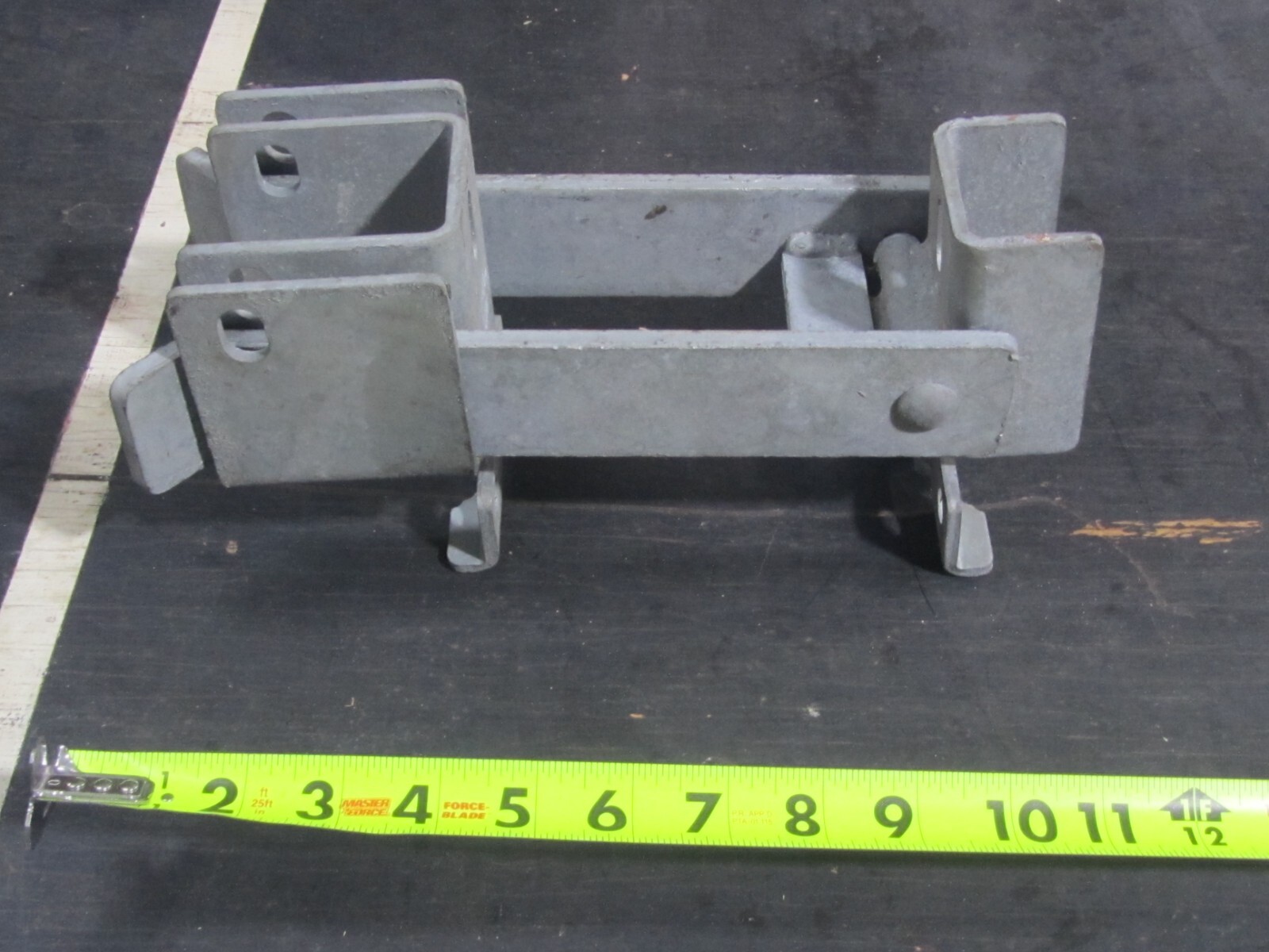 Chain Link Fence Commercial Strong Arm Double Gate Latch for 15/8