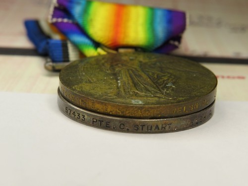 WWI British Army Medal Pair War / Victory to STUART, Welsh Regiment & Badges - Picture 4 of 11