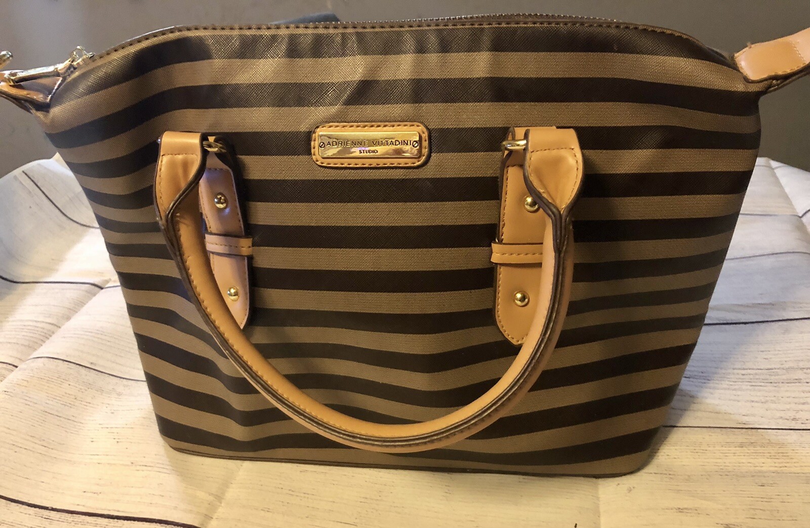 adrienne vittadini handbag eBay