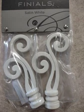 Cambria Classic Complete Lariat Finial in Satin White