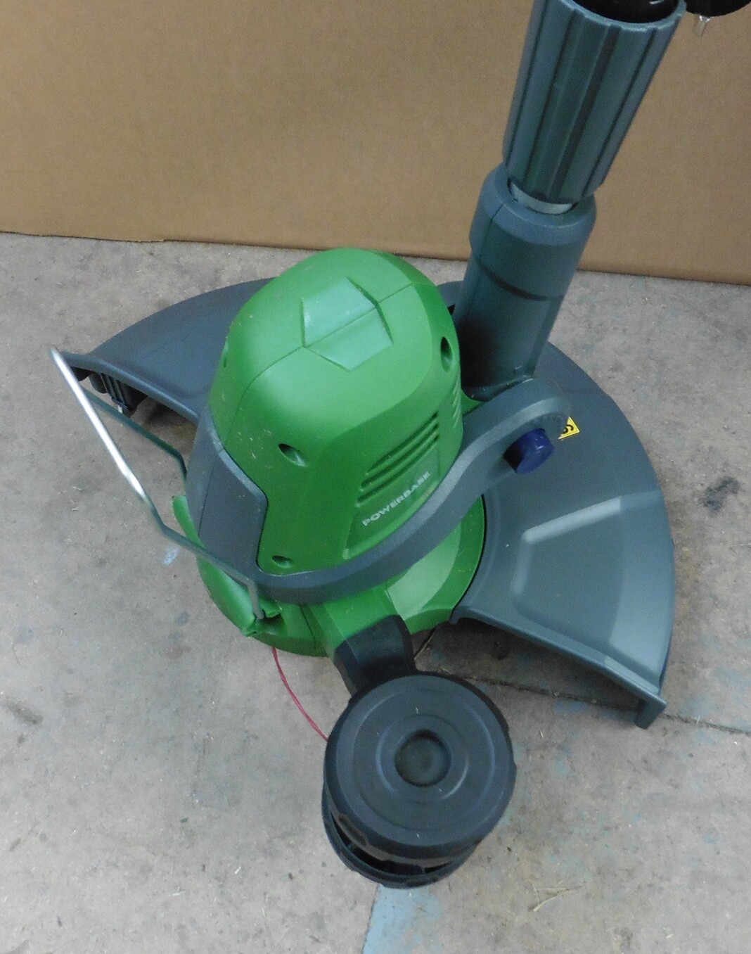 Electric Corded Grass Trimmer Strimmer Powerbase GT3011A 550w 30cm Used