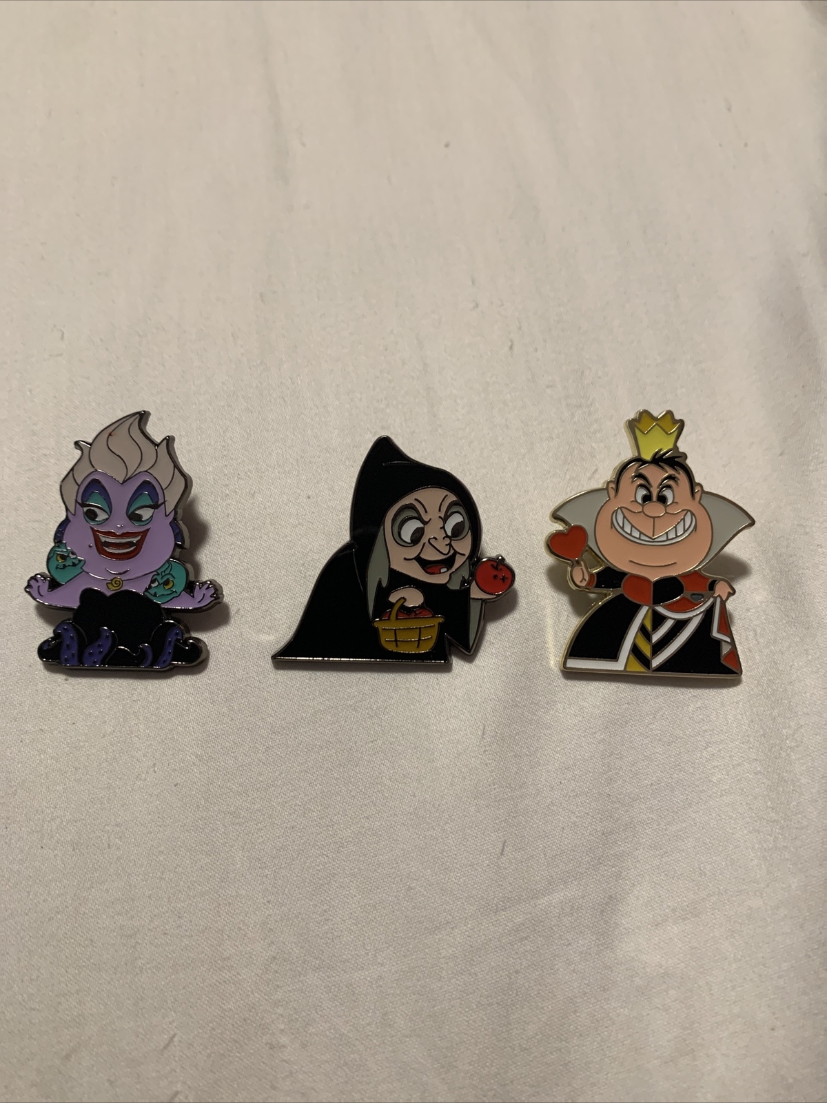 loungefly disney Villains Chibi Pins Bundle Of 3- Ursula, Queen Of Hearts & Hag