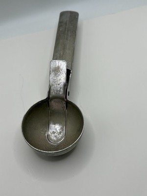Vintage Aluminium Ice Cream Spoon Thumb Release PAT PEND Arnold C. Eichen Inc
