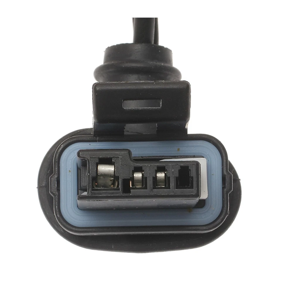 New SMP Voltage Regulator Connector For 1989-1990 Chevrolet Beretta - Image 2 of 3