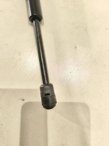 BMW 5 Touring E61 Heckklappe Gasdruckfeder links 51477148826 2.30 2005 33200507