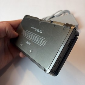 Nintendo 3DS Handheld Video Game Console Black CTR-001 (USA) W Charger US Model