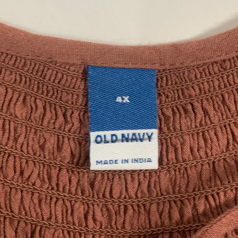 Vestido Midi Old Navy 4X Plus Cintura Definida Dobrável Texturizado Manga Longa Smocked - Imagem 3 de 4