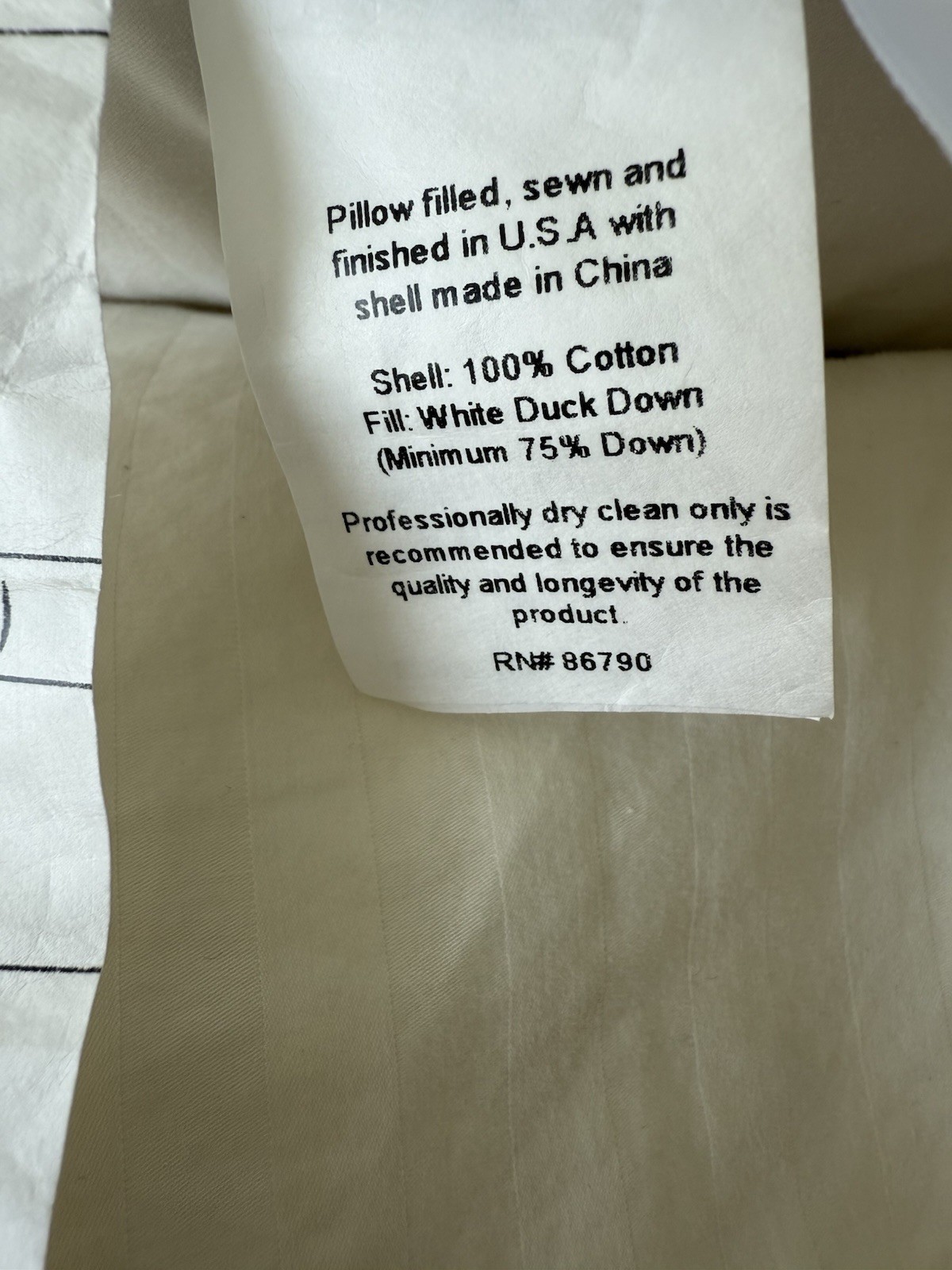 NWT THE COMPANY STORE WHITE DUCK DOWN STANDARD PILLOW SZ 20in X 26in