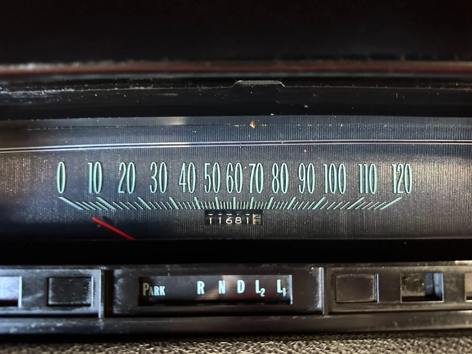 Chevrolet Impala 1969-1970 cuadro de instrumentos velocímetro manómetro controles 69-70 Foto 4 de 4