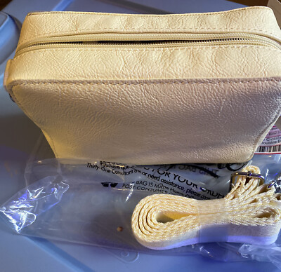 Thirty One BOUTIQUE CROSSBODY In Butter Distressed Pebble