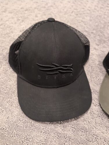 2 Sitka Mid Pro Trucker Snapback Caps Black And Gray Excellent Free Shipping! - Picture 2 of 18