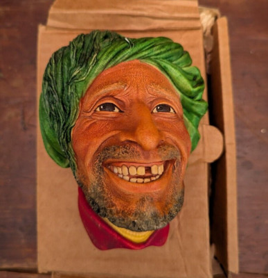 VTG Bossons Chalkware Head #41 Kurd  w/ Original Box Congleton England