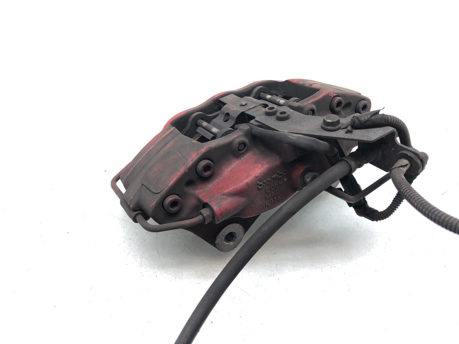 2014-2020 MASERATI GHIBLI S LEFT DRIVER REAR BRAKE CALIPER BREMBO W/ PADS OEM.