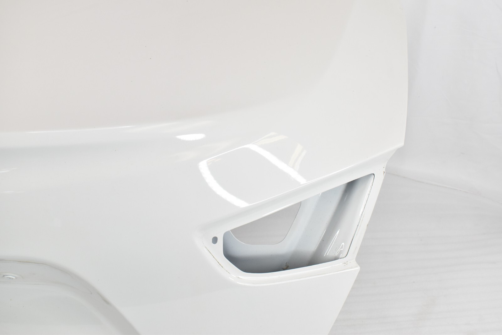 🚀 14-20 MASERATI GHIBLI REAR TRUNK LID DECK SHELL PANEL BIANCO WHITE OEM
