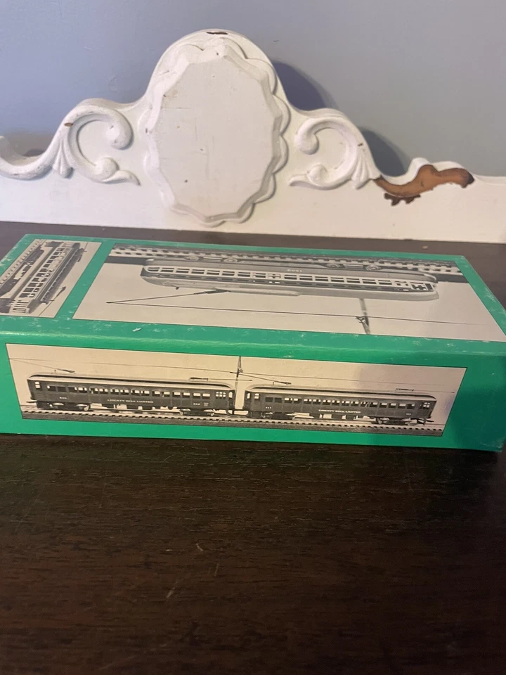 Bowser HO Scale FM Diesel Train Engine Body Kit #1-113000 NIB NOS Rare - Image 4 of 4