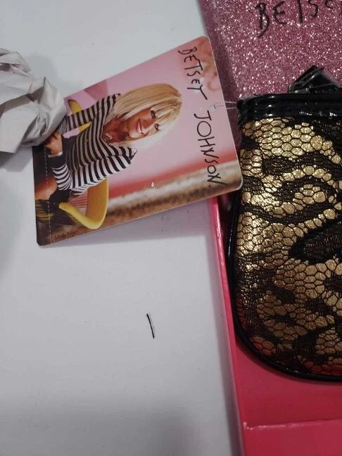 Bolso Muñequera Betsey Johnson Negro Dorado Encaje Floral Nuevo con Etiquetas y Caja Foto 4 de 4