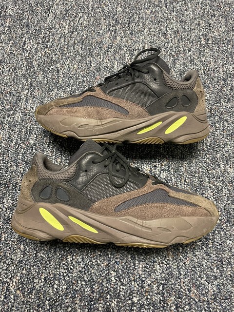 YEEZY BOOST 700 WAVE RUNNER “MAUVE” 27.0 | www.jarussi.com.br