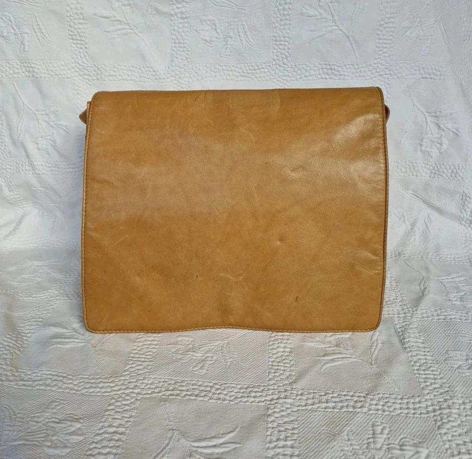 Visconti Leather Messenger Bag Unisex Retro Vintage Shoulder Satchel Tan Brown. - Image 4 of 4