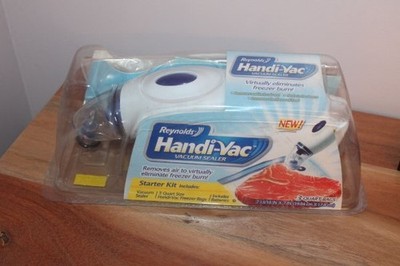 Vacuum Food Sealer Reynolds Handi-Vac Starter Kit Unopened with Freezer Bags