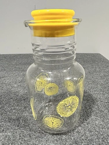 Pyrex 3520 Vintage Glass Lemonade 2 Quart Pitcher with Lid Made In USA 1970s