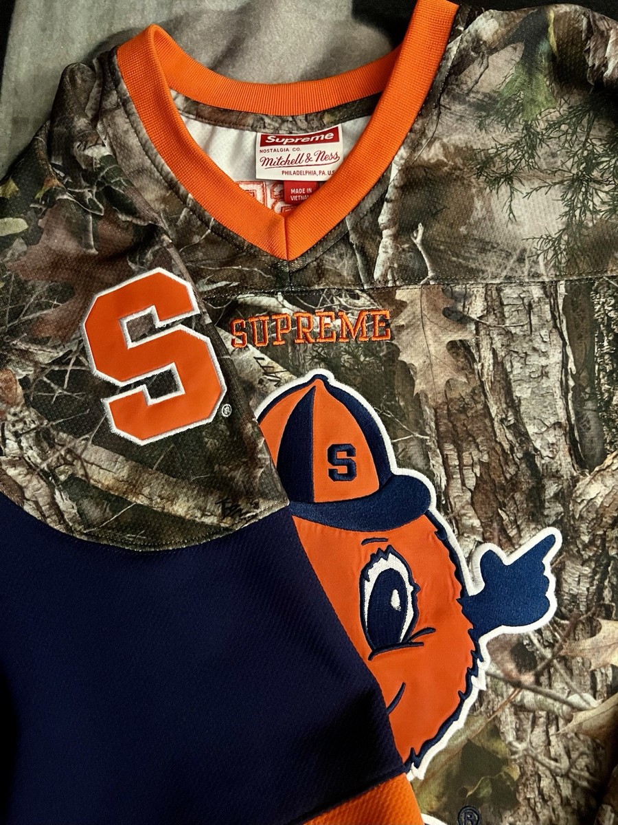 Supreme Mitchell & Ness NCAA Hockey Jersey size XL woodland Supreme Mitchell & Ness NCAA Hockey Jersey size XL woodland