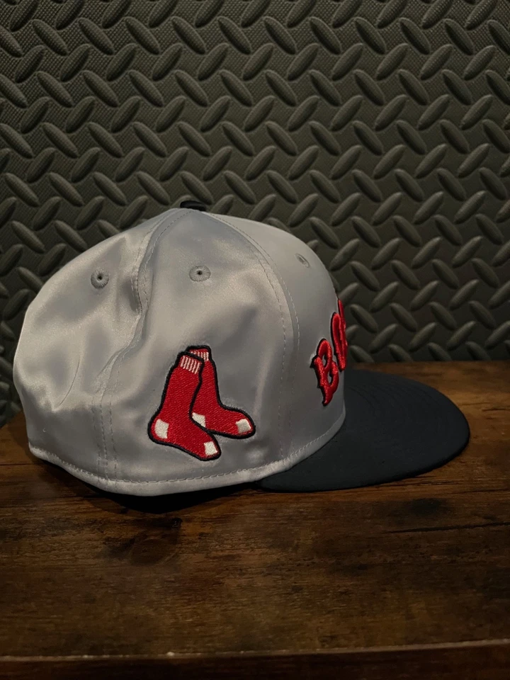 Boston Red Sox New Era 59Fifty Retro Gray Red Black Satin Hat Gold Pin Sz 7 1/4 - Image 2 of 4