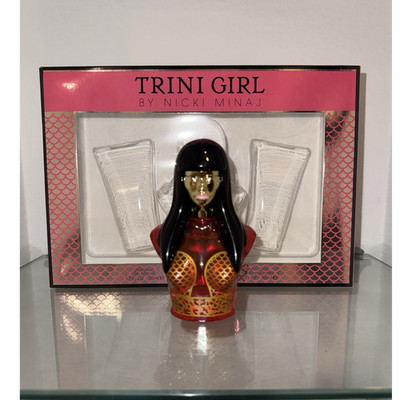 Nicki Minaj Trini Girl Gift Set Regular Size 1.7 fl oz Spray