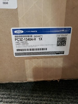 23 - 26 Super Duty OEM Ford Tail Lamp Light Halogen XL RH Passenger PC3Z-13404-H