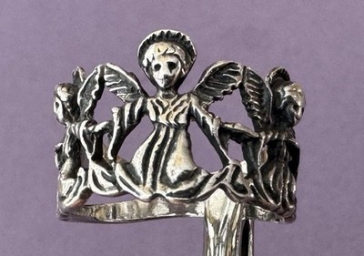 Rare Open Design 925 Sterling Silver 3 Angels Faeries Holding Hands Size 6 Ring
