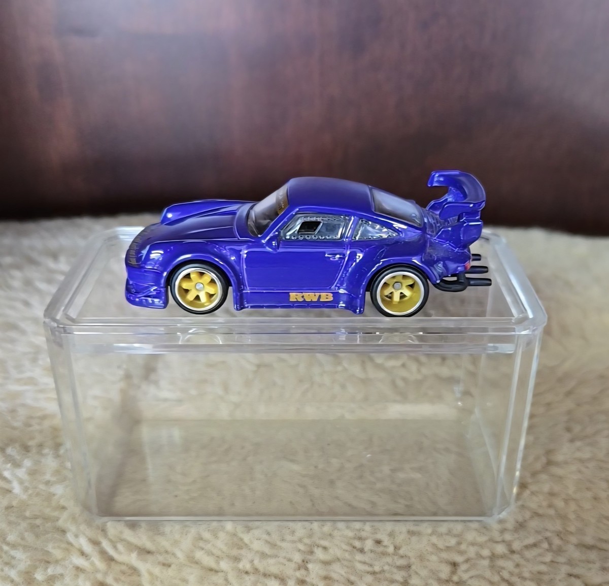 Hot Wheels 1:64 RWB Porsche 930 in a Case | eBay
