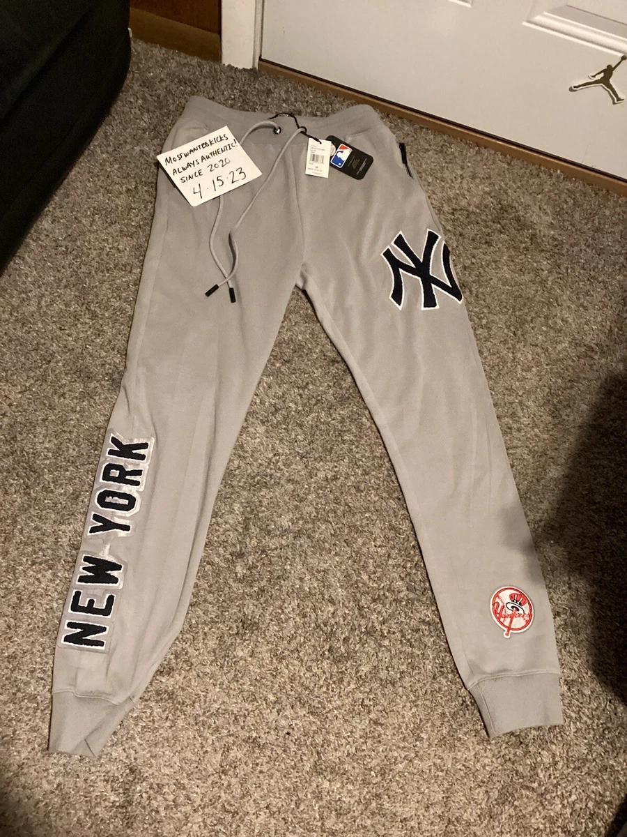 New york yankees sweatpants 2025